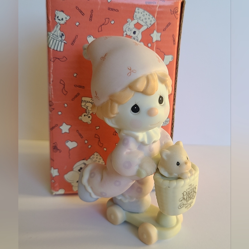 Vintage Precious Moments Clown Cat Scooter Porcelain Collectible Figurine